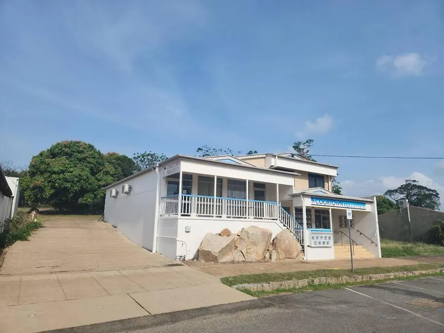 Central Comfy Holiday Unit Cooktown 0*,  Australia